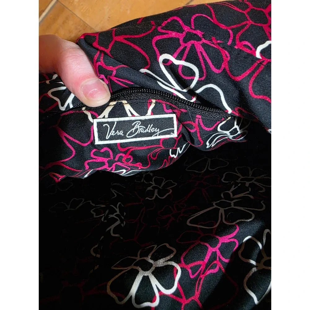 Vera Bradley Black Quilted Microfiber Tote Bag Patent Trim‎ Floral Lining